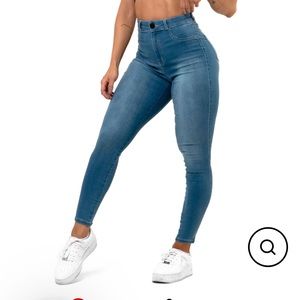 Women’s FitJeans Vital High Waisted Jeans